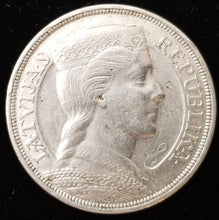 Load image into Gallery viewer, Latvia 5 Lati 1931 83.5% Silver
